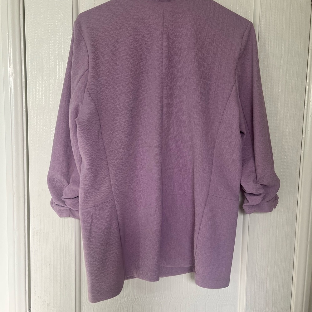 Bar III petite lightweight knit 3/4 sleeve lavender women’s “boyfriend” blazer - Picture 5 of 6